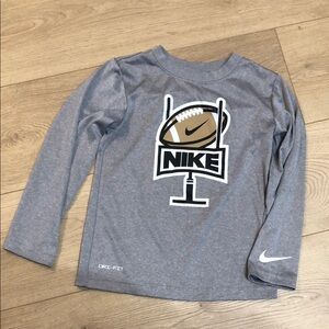 Nike Kids Gray Long Sleeve Tee with Dri-FIT Technology Size 5
